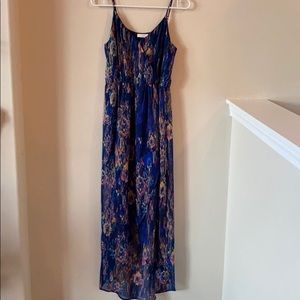 Women’s dress